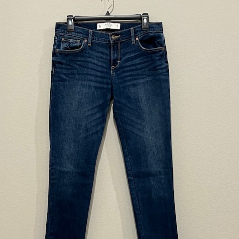 Abercrombie & Fitch Erin Straight Leg Jeans